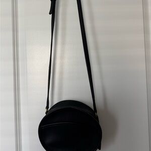 Elegant Black Crossbody Bag